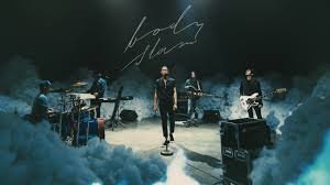 เนื้อเพลงโดย บอดี้สแลม สักวันฉันจะดีพอ – ความหมาย เพลงฮิตจากใจคนสู้ชีวิต เนื้อเพลงโดย บอดี้สแลม สักวันฉันจะดีพอ